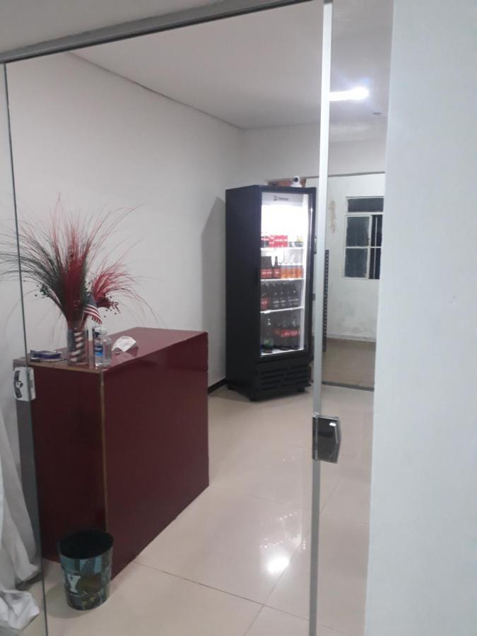 Flight Crew Hostel เบโลโอรีซอนชี ภายนอก รูปภาพ